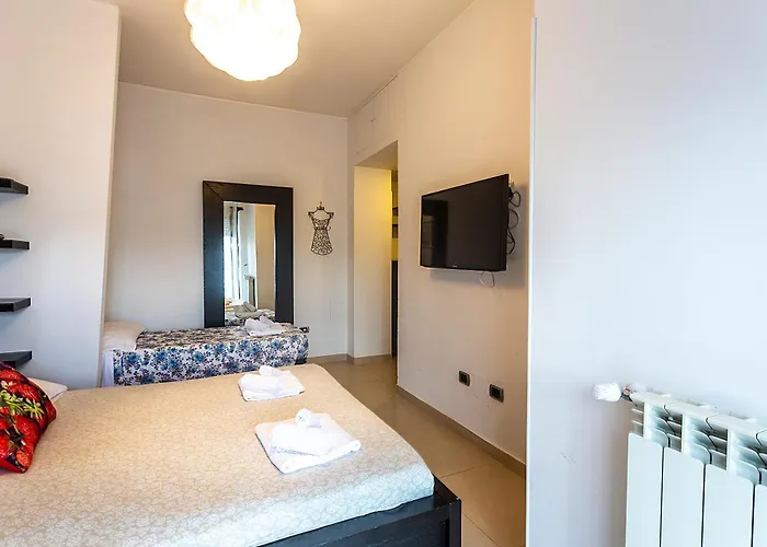 Naos C&g Hospitium * Rome
